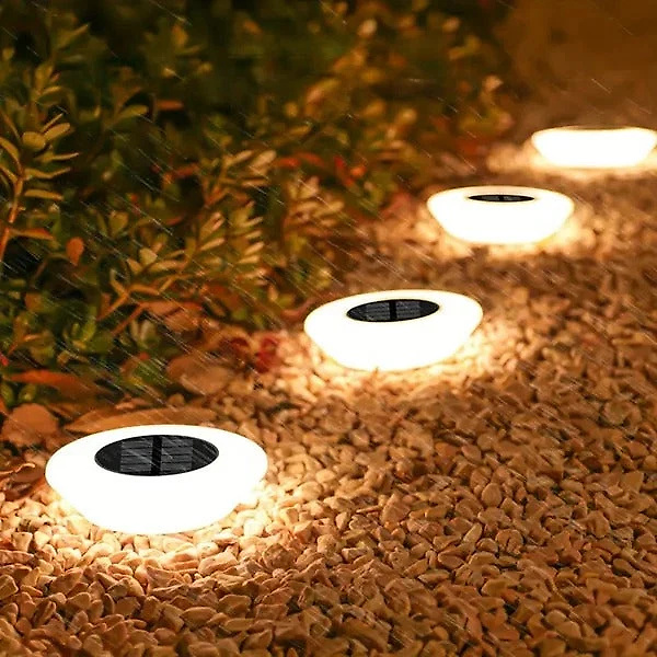 rust-proof-solar-outdoor-lights-41191698_3.jpg