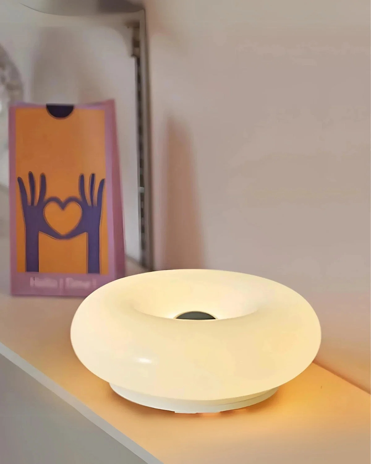 round-donut-table-lamp-led-orange-white-30cm-41191695_4.jpg